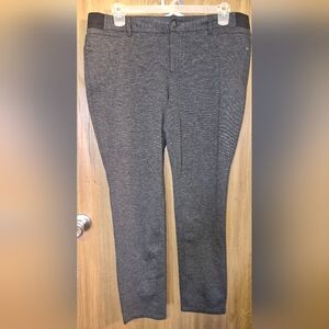 Simply Vera Skinny Business Ankle Slacks Size XL Short Charcoal Grey Pants
